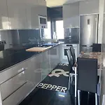 A De 3 Pieces - 72m2 *