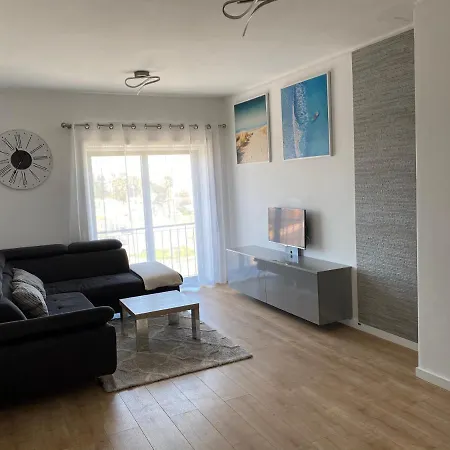 A De 3 Pieces - 72m2 *