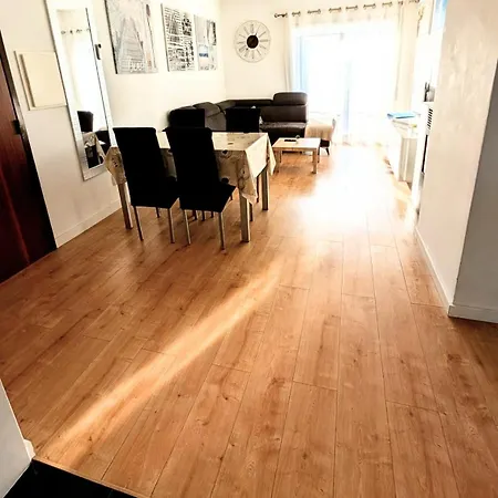 Apartamento à De 3 Pièces - 72m2 *