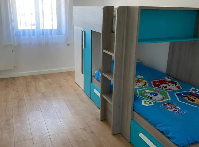 A De 3 Pieces - 72m2 איזמוריס